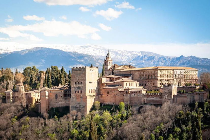 Weekend a Granada: cosa vedere e informazioni pratiche preview