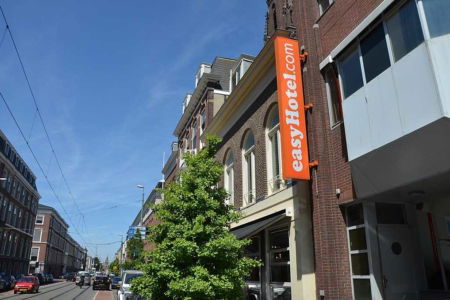 easyhotel hotel low cost (2)