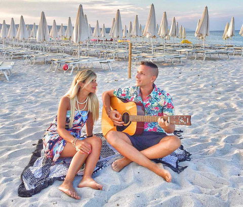 Inizia il nostro viaggio più bello. Cosa non dire a una coppia senza figli preview