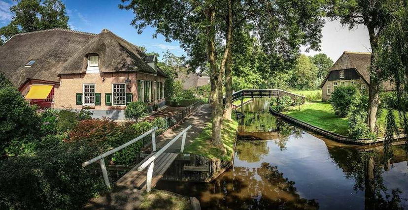Viaggio on the road in Olanda: da Zaanse Schans a Giethoorn. Il video preview