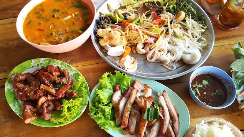 Cucina thailandese: 10 piatti da provare durante un viaggio in Thailandia preview