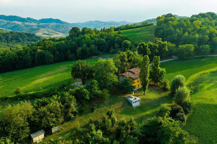 concorso airbnb san valentino