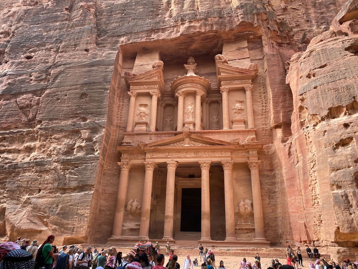 Come visitare Petra: guida completa per un’esperienza indimenticabile article-post