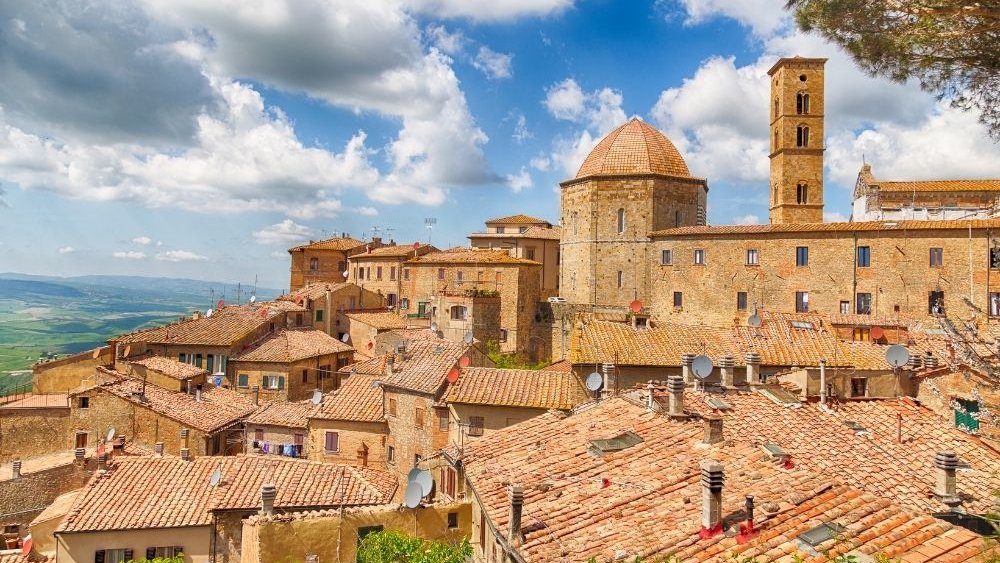 Volterra (Toscana): Cosa vedere, dove mangiare e dove dormire