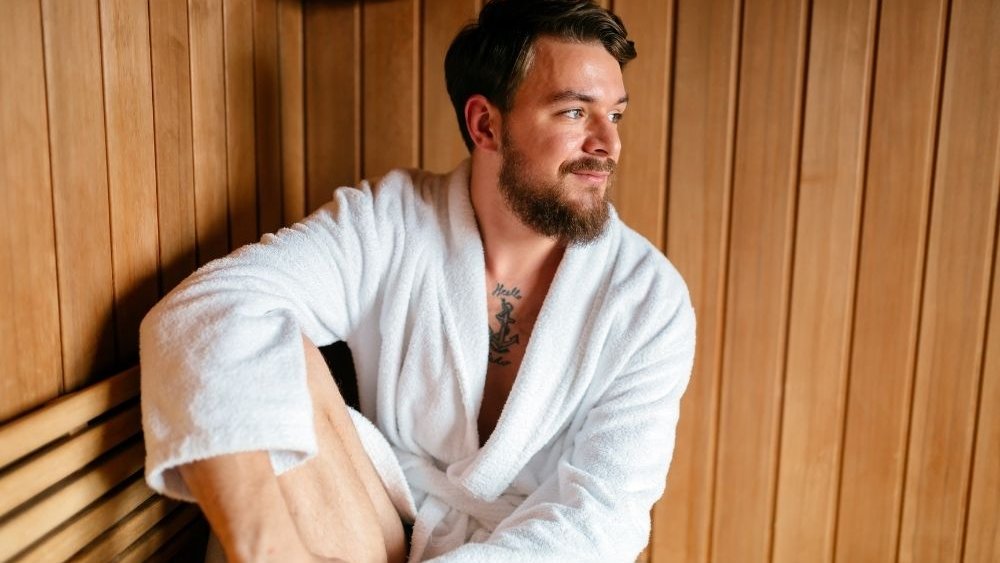 Saune gay: Guida su tutto quello da sapere sulle saune per soli uomini