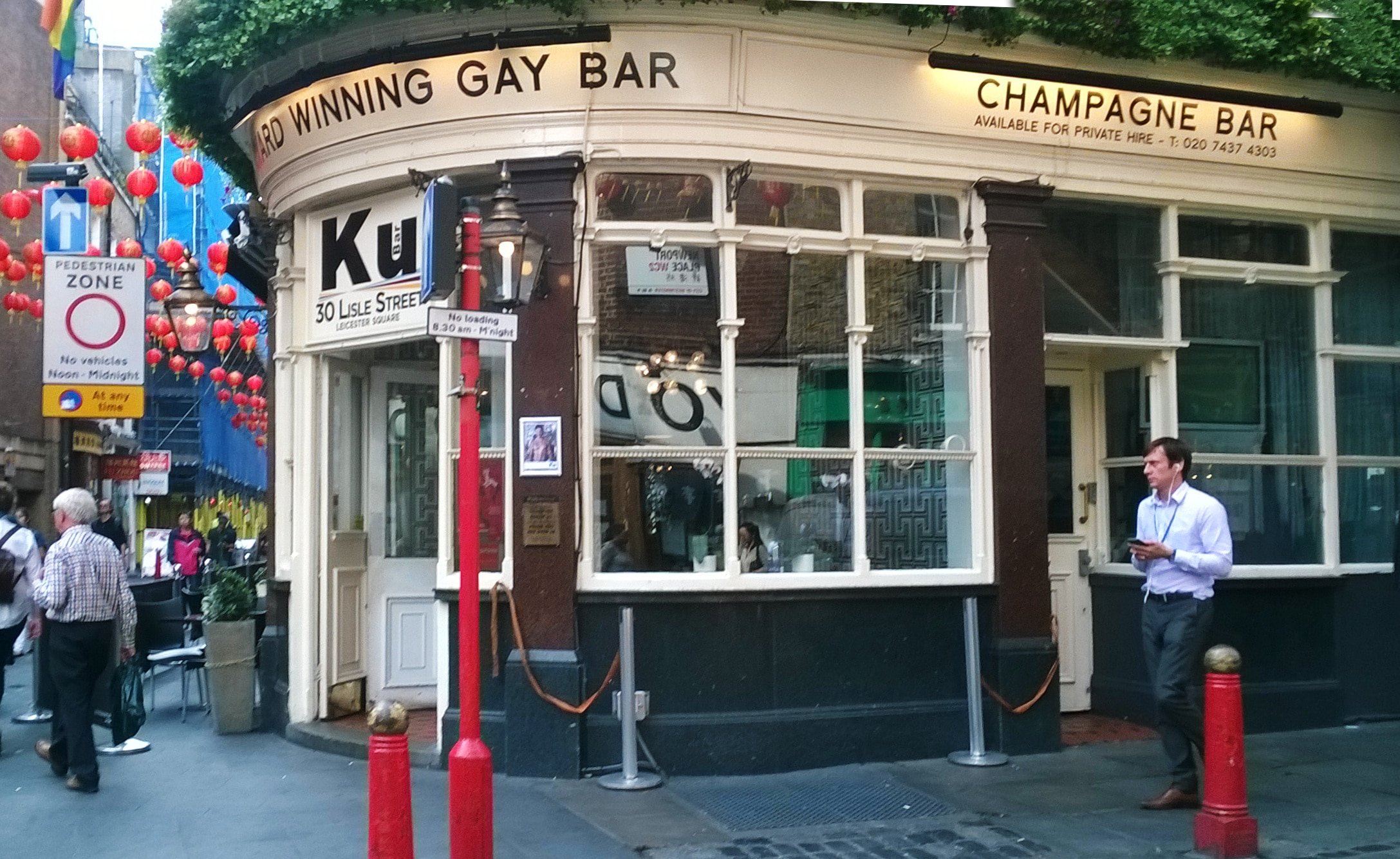 Alla scoperta di Soho, il quartiere gay di Londra