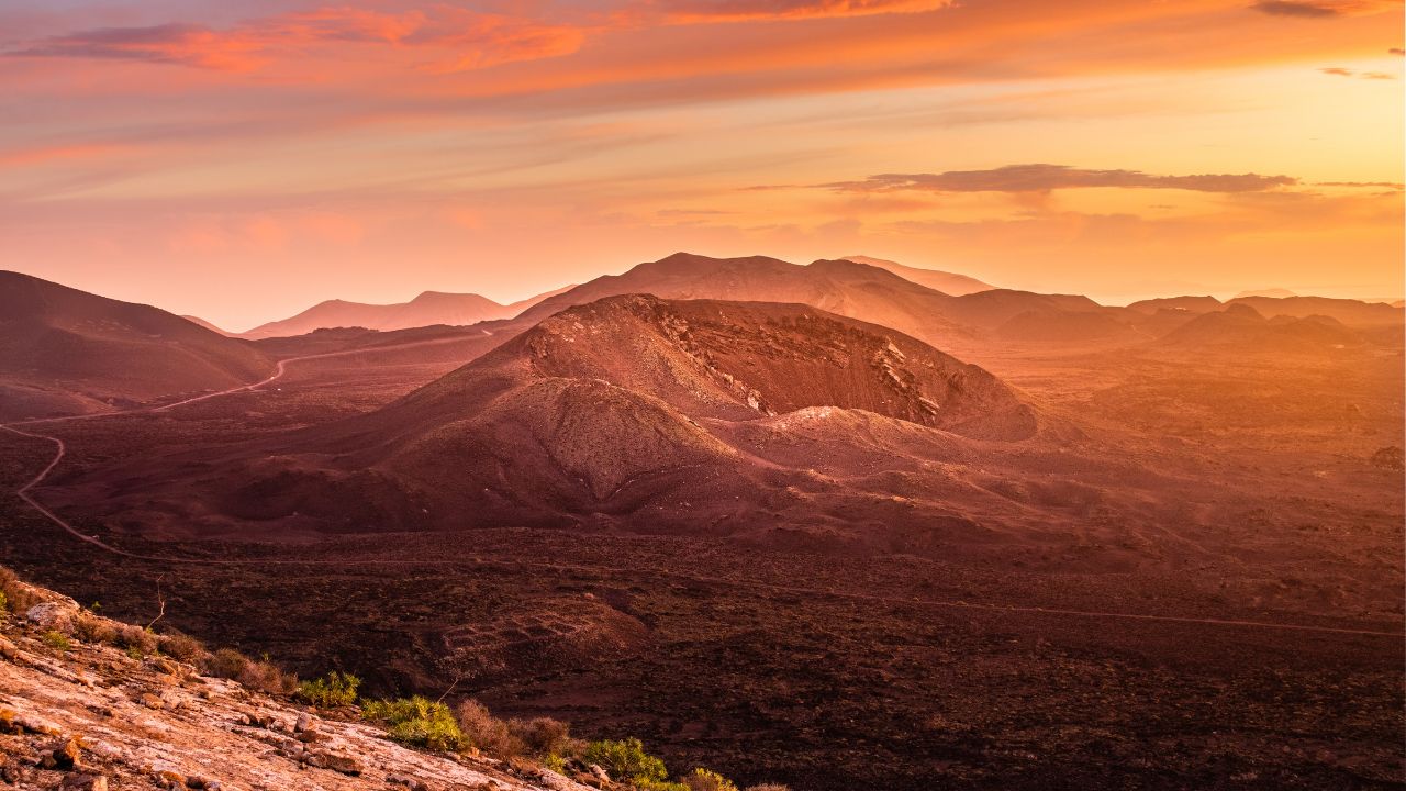 Tramonto a Lanzarote: Dove vedere i tramonti più belli sull’isola dei vulcani