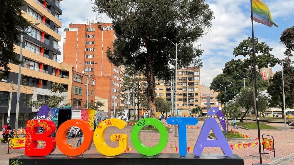 Itinerario LGBTQ+ a Bogotà: Luoghi per scoprire la comunità gay nella capitale della Colombia