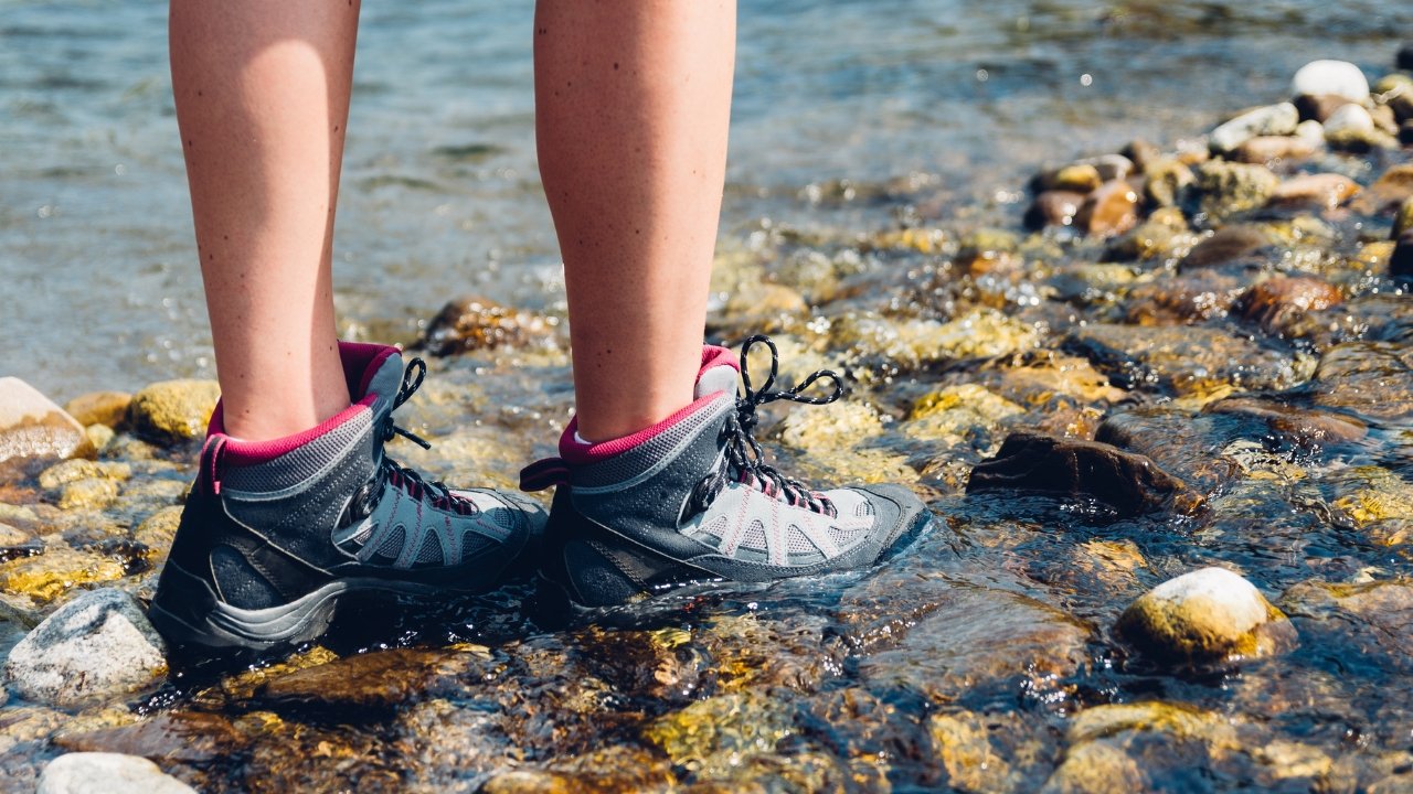 Scarpe trekking donna: Le migliori scarpe da trekking donna con consigli e recensioni