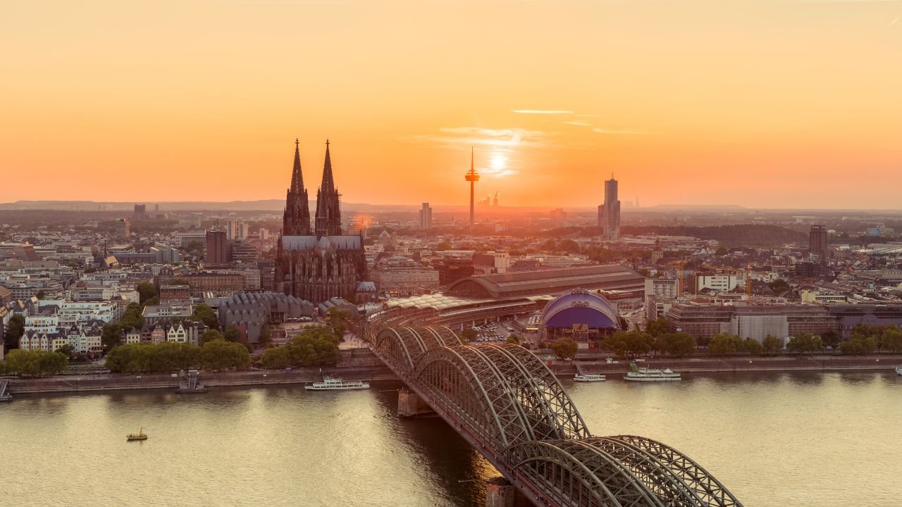 Cosa vedere a Colonia (Germania): Guida su cosa fare, dove mangiare e dove dormire nella vibrante città tedesca