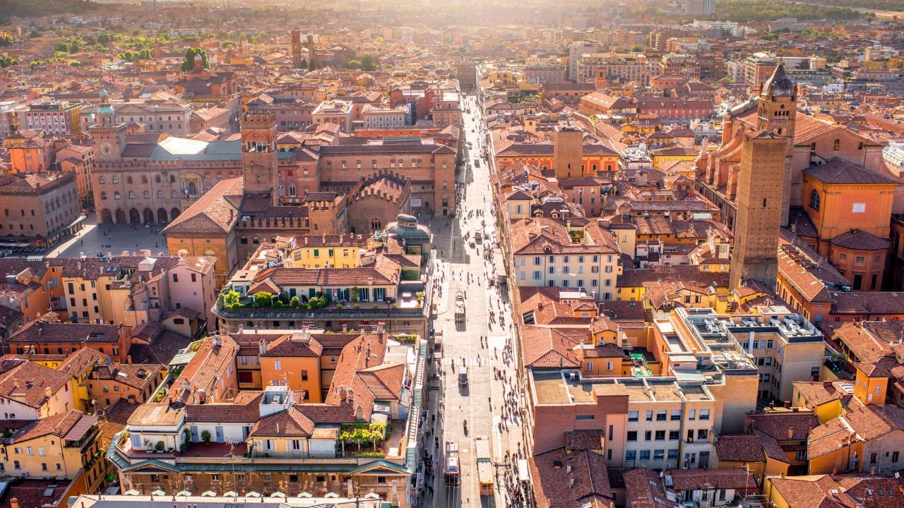 Pasqua 2024 a Bologna: Cosa fare, dove andare ed eventi il 31 marzo