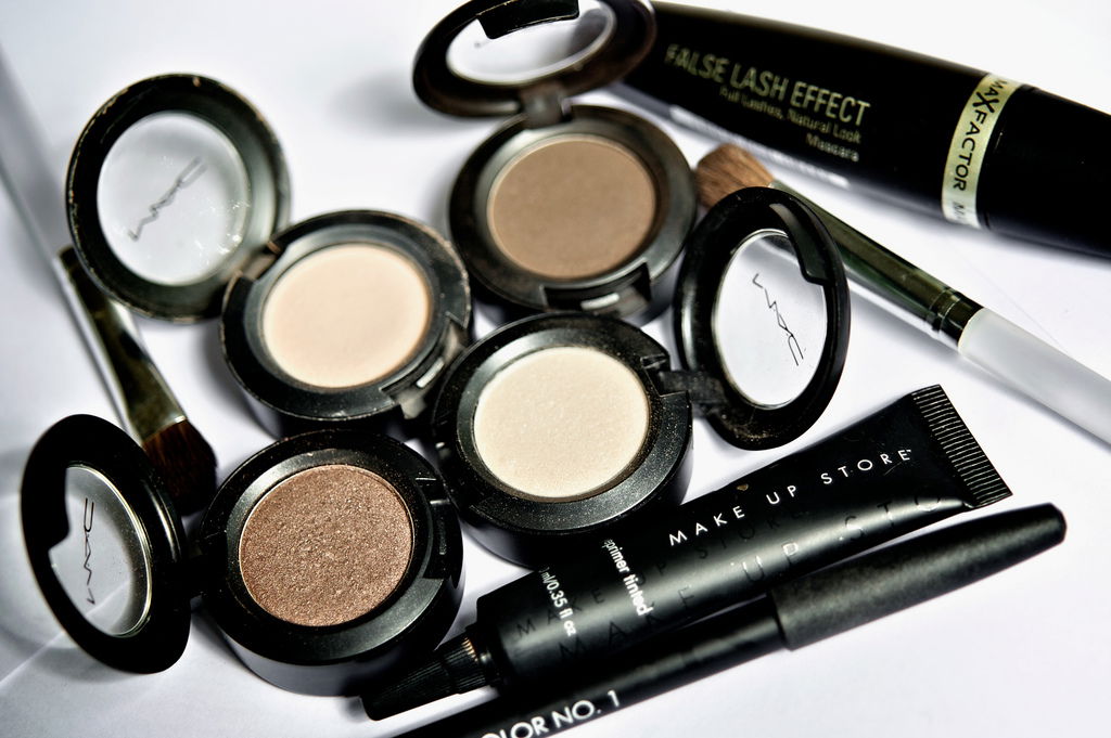 Matite nere per occhi, quali comprare? article-post