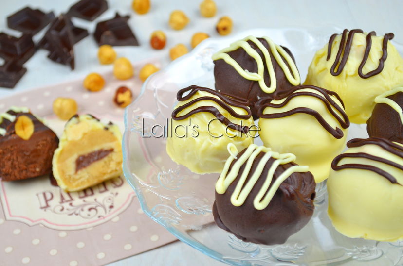 Baciotti al cioccolato bianco e fondente preview