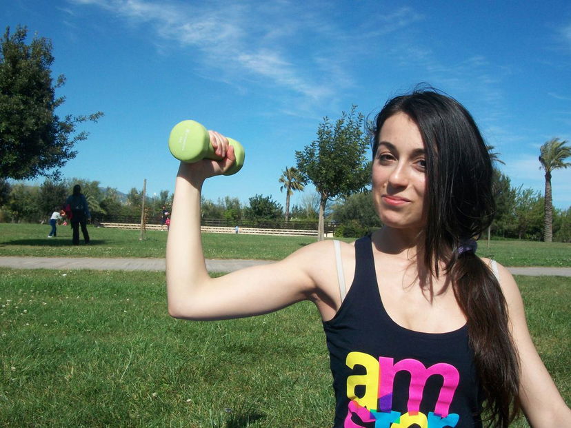 Braccia fortissime con elastico e pesi! preview