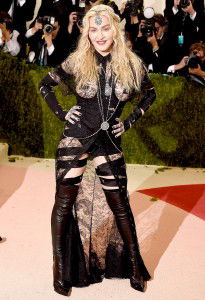 met-gala-2016-madonna