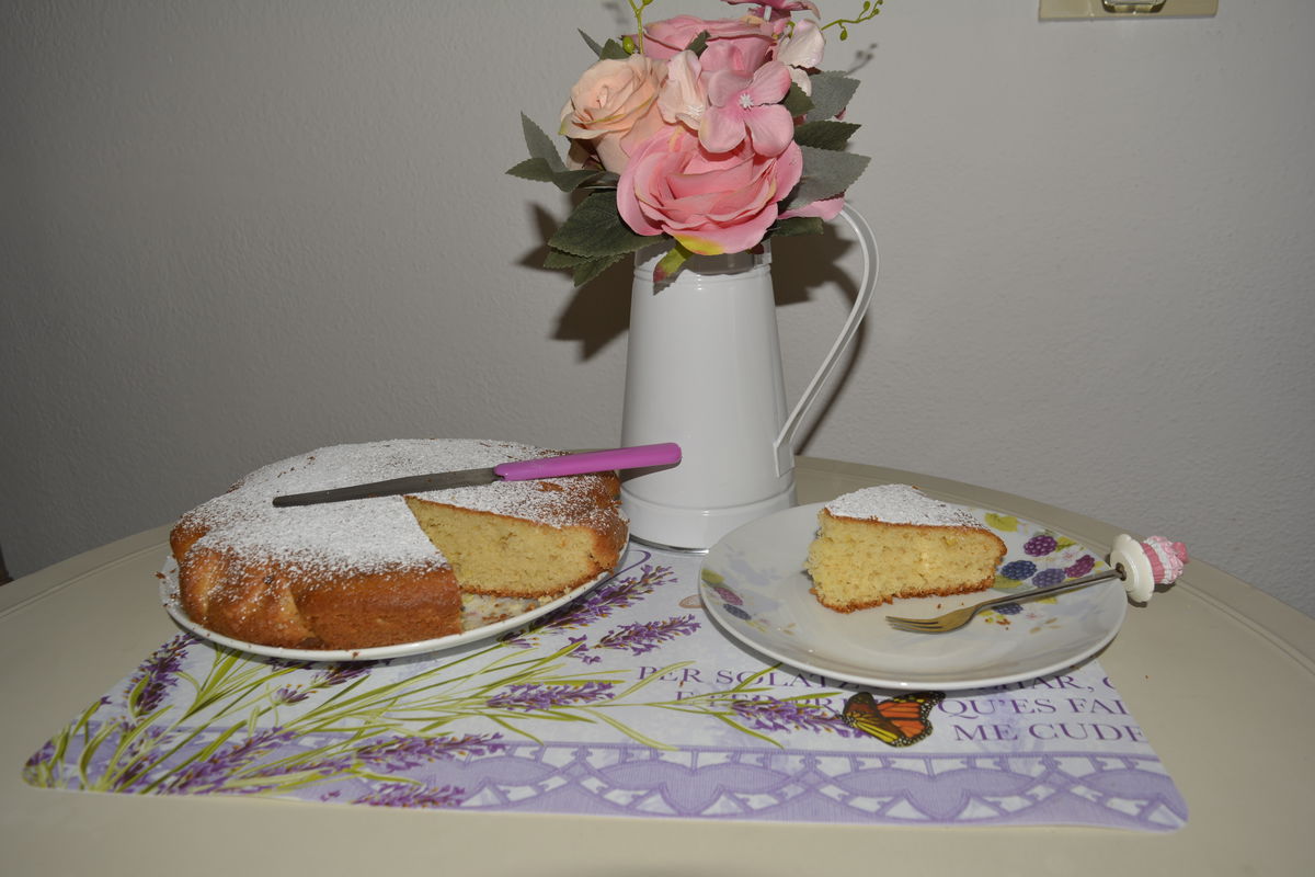 Come realizzare una ciambella con un vasetto di yogurt article-post