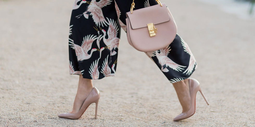 Pantaloni di seta: Il modello must have per le donne article-post