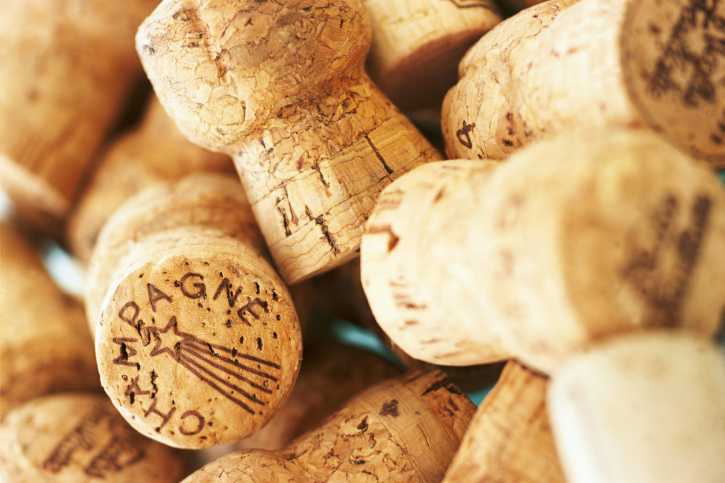 Tappi di sughero: cinque idee originali per riciclarli article-post