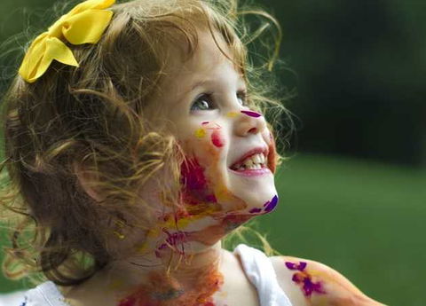 Bonus baby sitter, al via le domande oggi: ecco come procedere | WEGIRLS preview